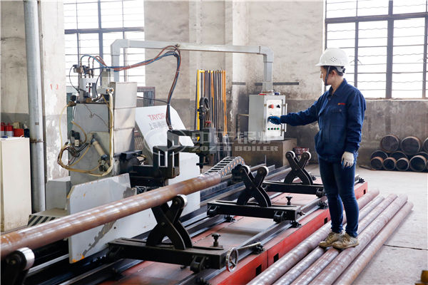 小區(qū)2萬平方燃?xì)夤┡仩t